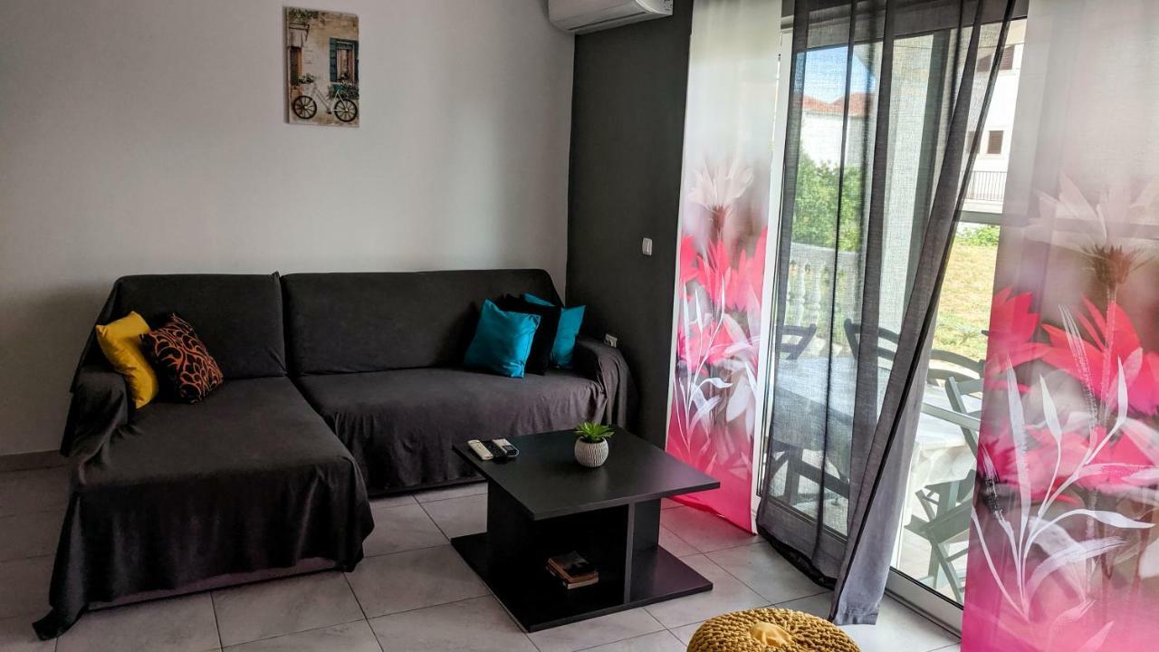 تروغير Apartment Anton المظهر الخارجي الصورة